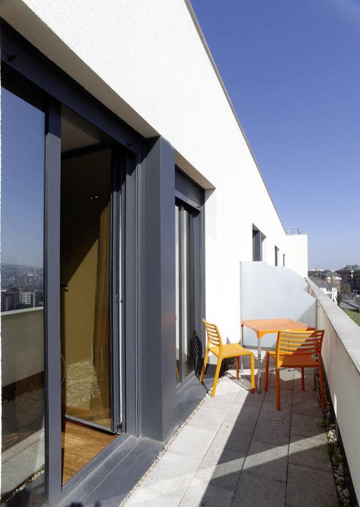 Aparthotel Ovida Oviedo Exterior foto